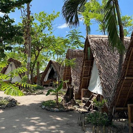 Georgia'S Neverland Hostel Pulau Malapascua Bagian luar foto