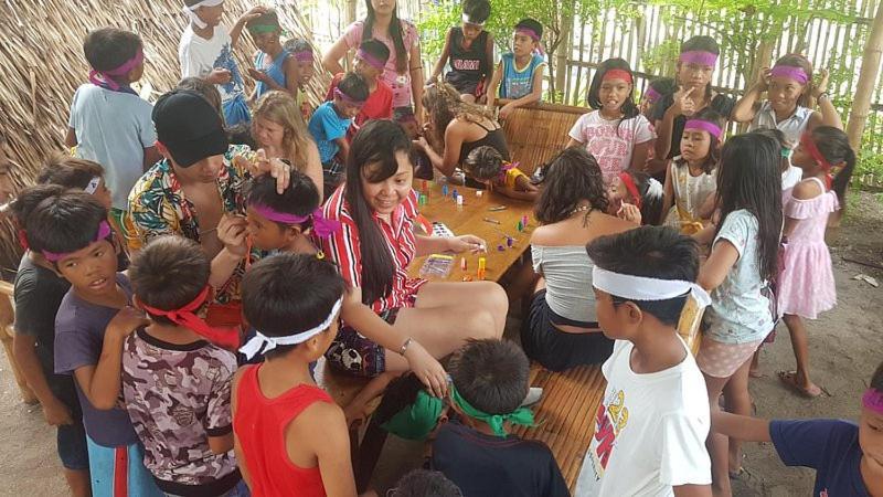 Georgia'S Neverland Hostel Pulau Malapascua Bagian luar foto
